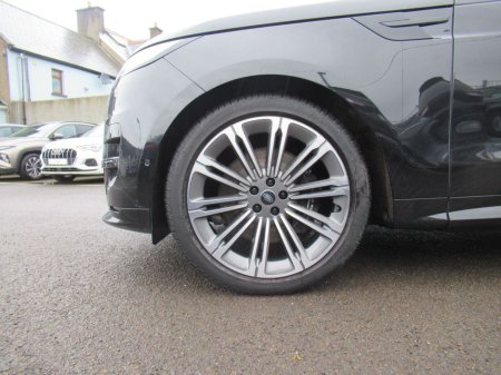 2024 Land Rover Range Rover Sport P460E Dynami €99,250 thumbnail