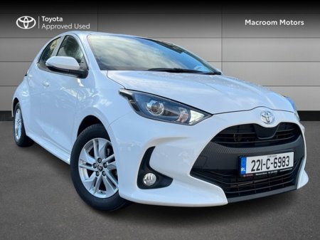 2022 Toyota Yaris EASTER SALE! YARIS 1.0 LUNA 4DR