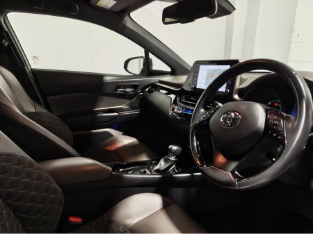 2022 Toyota C-HR - thumbnail 5