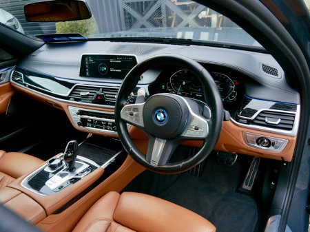 2022 BMW 7 Series  €62,950 thumbnail