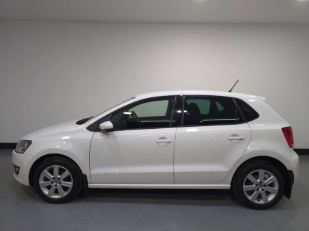 2013 Volkswagen Polo  €8,950 thumbnail