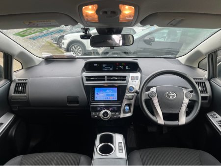 2018 Toyota Prius+ 7 SEATER AUTOMATIC HYBRID 1.8 PETROL //KEYLESS ENTRY//REVERSE CAMERA//ADAPTIVE CRUISE CONTROL// €19,950 thumbnail