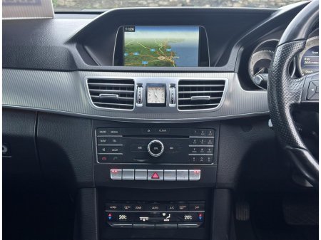 2016 Mercedes-Benz E Class 220 Automatic €15,950 thumbnail