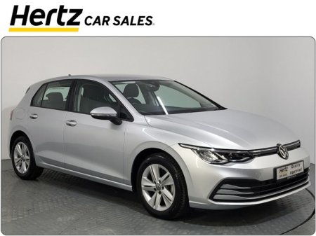 2023 Volkswagen Golf LIFE 2.0 TDI 115HP Diesel Manual €26,995 thumbnail