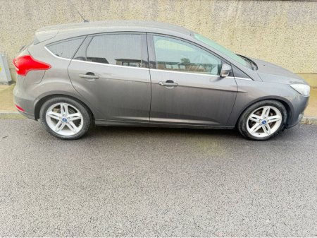2015 Ford Focus 1.5 TDCI ZETEC 120PS 5DR