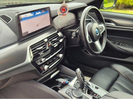 2021 BMW 5 Series - thumbnail 7