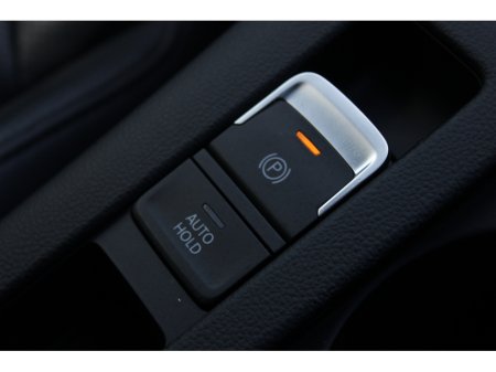 2018 Volkswagen Passat - thumbnail 19