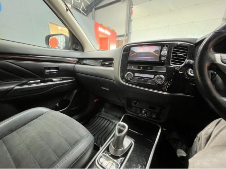 2019 Mitsubishi Outlander - thumbnail 22