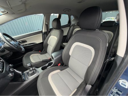 2017 Kia Ceed - thumbnail 36