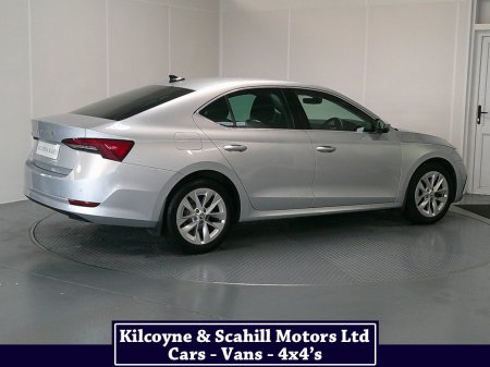 2021 Skoda Octavia SE L FIRST ED TDI EDITION DSG €25,950 thumbnail