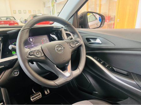 2023 Opel Grandland OPEL EDITION Plug In Hybrid As New Only 8000 Kms Huge Spec Now On Sale www.bolands.ie Est.1955 €28,950 thumbnail