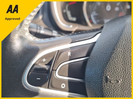 2017 Renault Grand Scenic - thumbnail 18