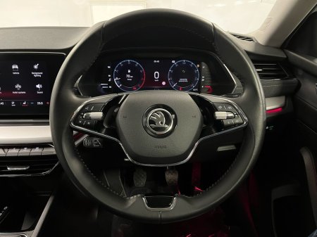 2023 Skoda Octavia Style 1.5TSI 150BHP - Reversing Camera - Sat Nav - Climate Control - Heated Seats - Keyless Start - Apple CarPlay/Android Auto €29,950 thumbnail