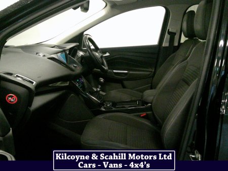 2017 Ford Kuga 2.0 TDCI TITANIUM 2WD 150 150PS 5DR thumbnail