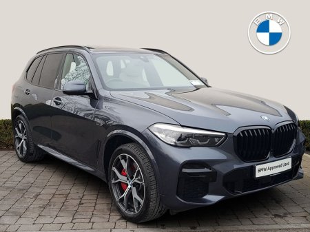 2022 BMW X5 xDrive45e xLine €67,995 thumbnail