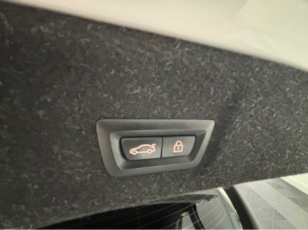 2019 BMW 3 Series - thumbnail 13