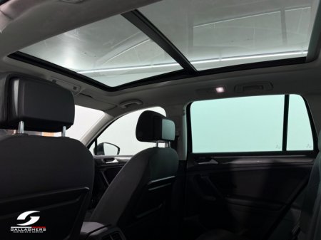 2019 Volkswagen Tiguan - thumbnail 18