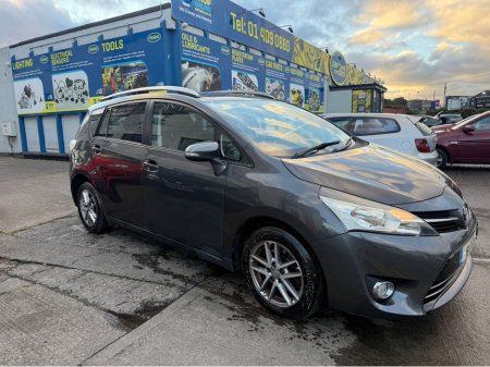2016 Toyota Verso 1.6 D-4D LUNA 7S 4DR €9,995 thumbnail