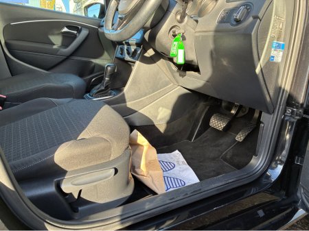 2016 Volkswagen Polo 1.2i TSI Petrol Automatic Comfortline €13,500 thumbnail