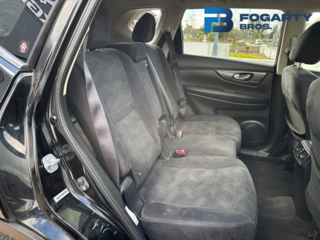 2017 Nissan X-Trail - thumbnail 8