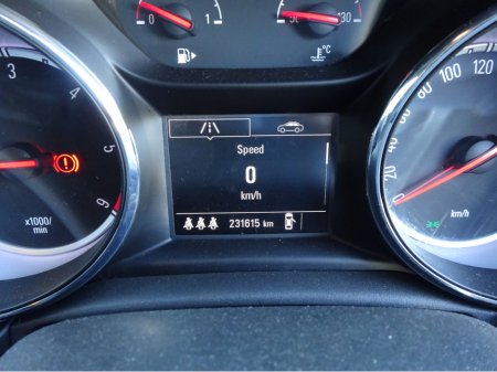 2016 Opel Astra E 1.6 CDTI 110PS 5 DOOR KEY 137 €6,950 thumbnail