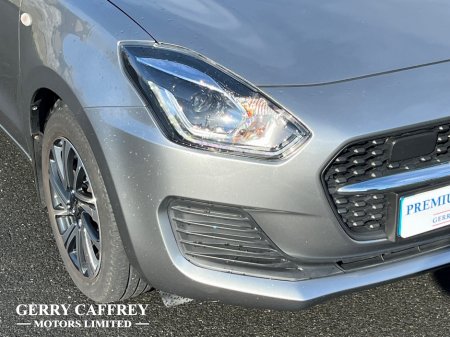 2023 Suzuki Swift 1.2  HYBRID SZ-L MANUAL - 7 years manufacturer warranty remaining €16,950 thumbnail
