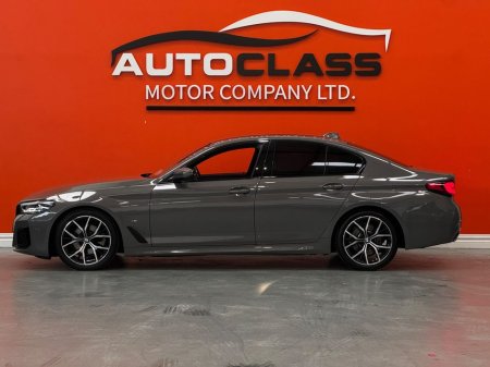 2020 BMW 5 Series - thumbnail 6