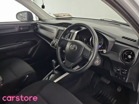 2018 Toyota Corolla - thumbnail 9