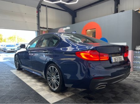 2018 BMW 5 Series 2018 523D M-SPORT 2.0 AUTOMATIC / CRUISE CONTROL / 360° PARKING CAMERA / ELECTRIC MEMORY SEATS / PADDLE SHIFTERS thumbnail