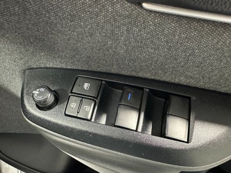 2021 Toyota Yaris - thumbnail 20