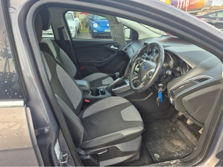 2012 Ford Focus 1.6 TDCI 95PS M6 ZETEC 4DR S/S €4,950 thumbnail