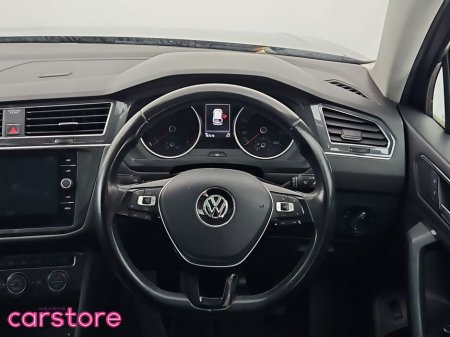2018 Volkswagen Tiguan - thumbnail 19