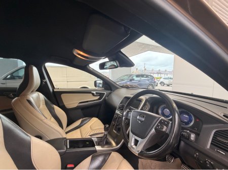 2013 Volvo XC60 - thumbnail 8