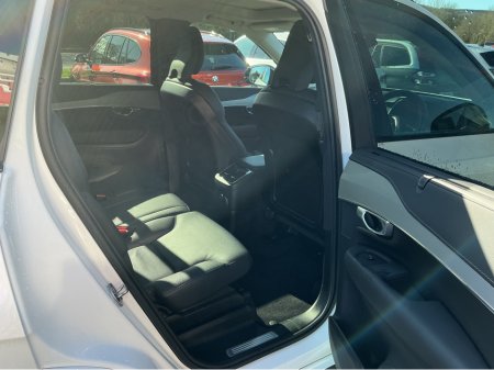 2024 Volvo XC90 - thumbnail 16