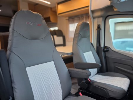 2025 Ford Transit - thumbnail 9