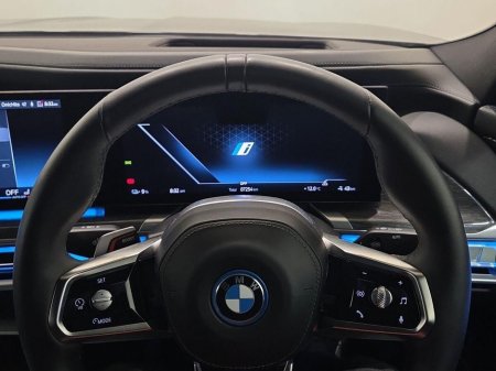 2024 BMW i7 - thumbnail 9