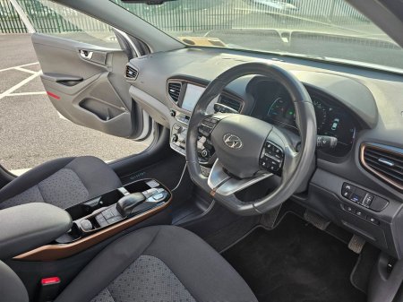 2018 Hyundai Ioniq FULL E V, 200 KM RANGE, FULL DEALER HISTORY, NEW NCT, FINANCE, WARRANTY, 5 STAR REVIEWS €9,995 thumbnail