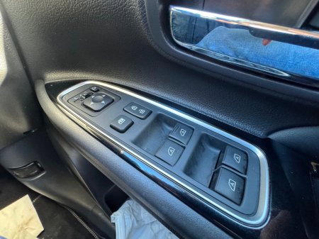 2019 Mitsubishi Outlander - thumbnail 28