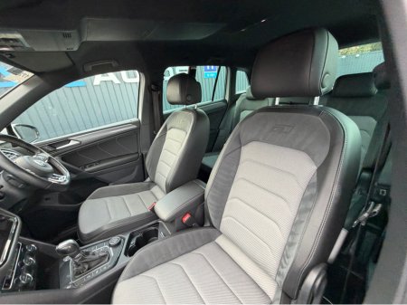 2019 Volkswagen Tiguan R-LINE 4WD - 2.0L DIESEL - AUTO - 12M WARRANTY - CAR: 1724 €32,950 thumbnail