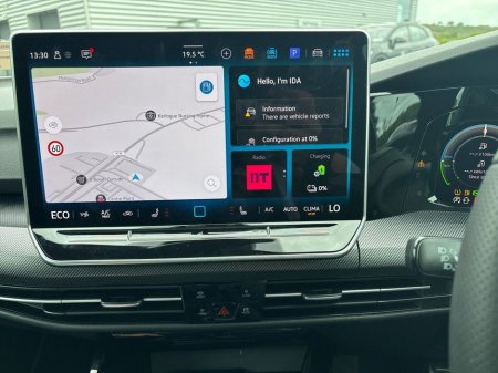 2025 Volkswagen Golf GTE 1.5TSI PHEV 177HP DSG €49,975 thumbnail