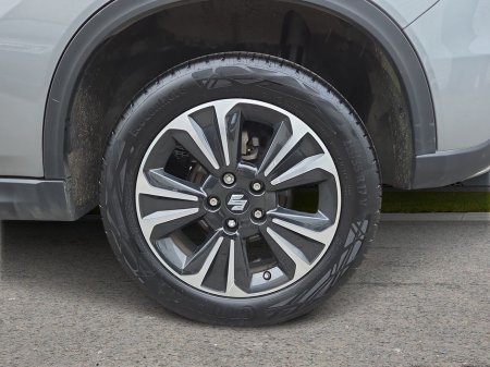 2024 Suzuki Vitara 1.4 Hybrid SZ5 MT €24,950 thumbnail