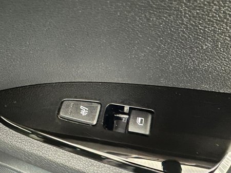 2023 Kia Sportage - thumbnail 23