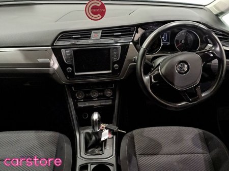 2016 Volkswagen Touran - thumbnail 11