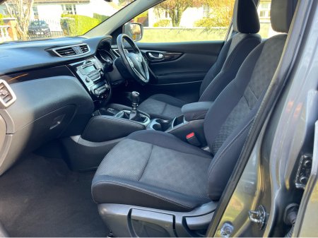 2015 Nissan Qashqai - thumbnail 15