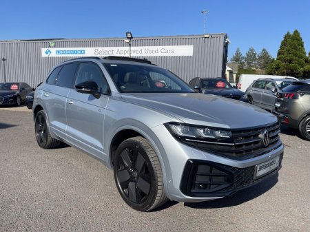 2024 Volkswagen Touareg Black Edition €99,692