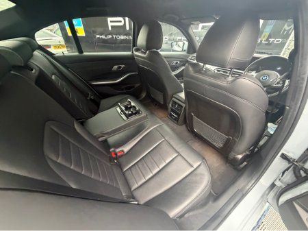 2023 BMW 3 Series - thumbnail 12