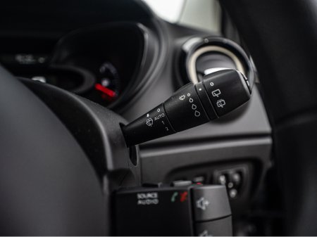 2019 Renault Captur 2019 Captur 1.5dci/New NCT/Irish/1yr warranty €13,888 thumbnail