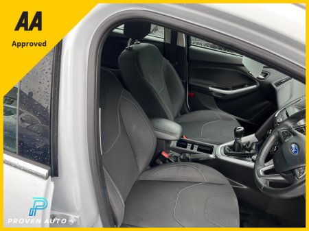 2015 Ford Focus - thumbnail 9