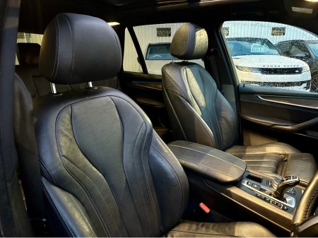 2017 BMW X5 7 SEAT XDRIVE MSPORT SUNROOF €32,450 thumbnail