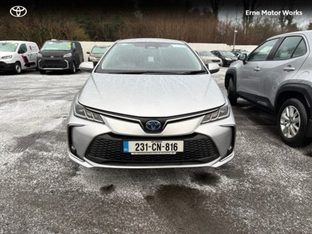 2023 Toyota Corolla COROLLA HYB LUNA Sport SALOON €28,995 thumbnail